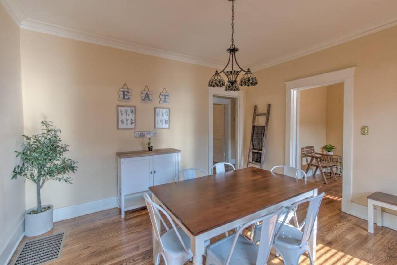 Holiday home 1927 Family Craftsman - Ideal Location *